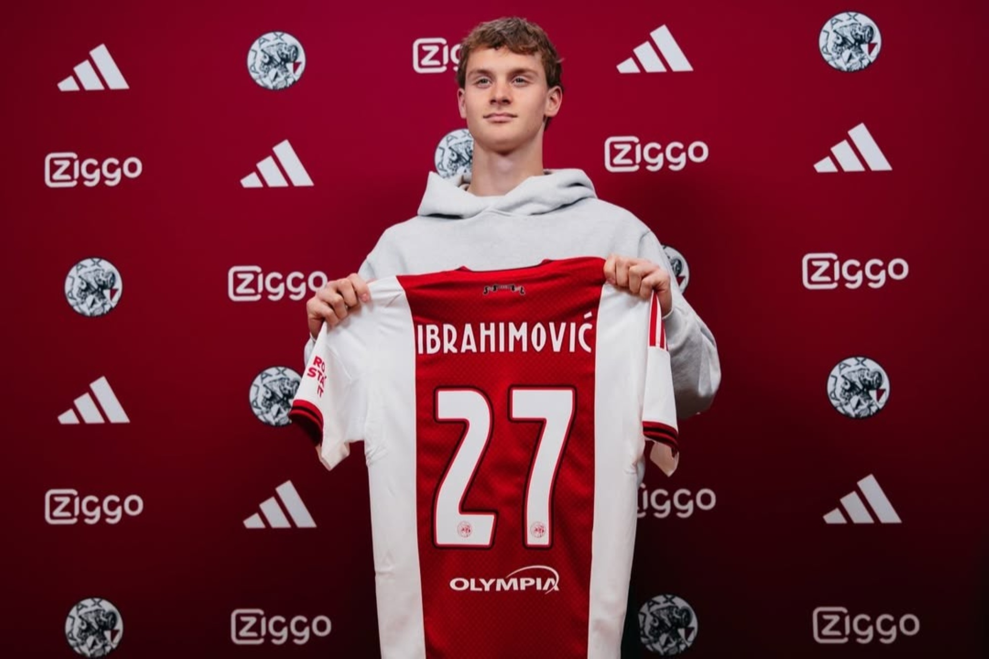 Filho de Ibrahimovic é anunciado pelo Ajax, clube que projetou o pai