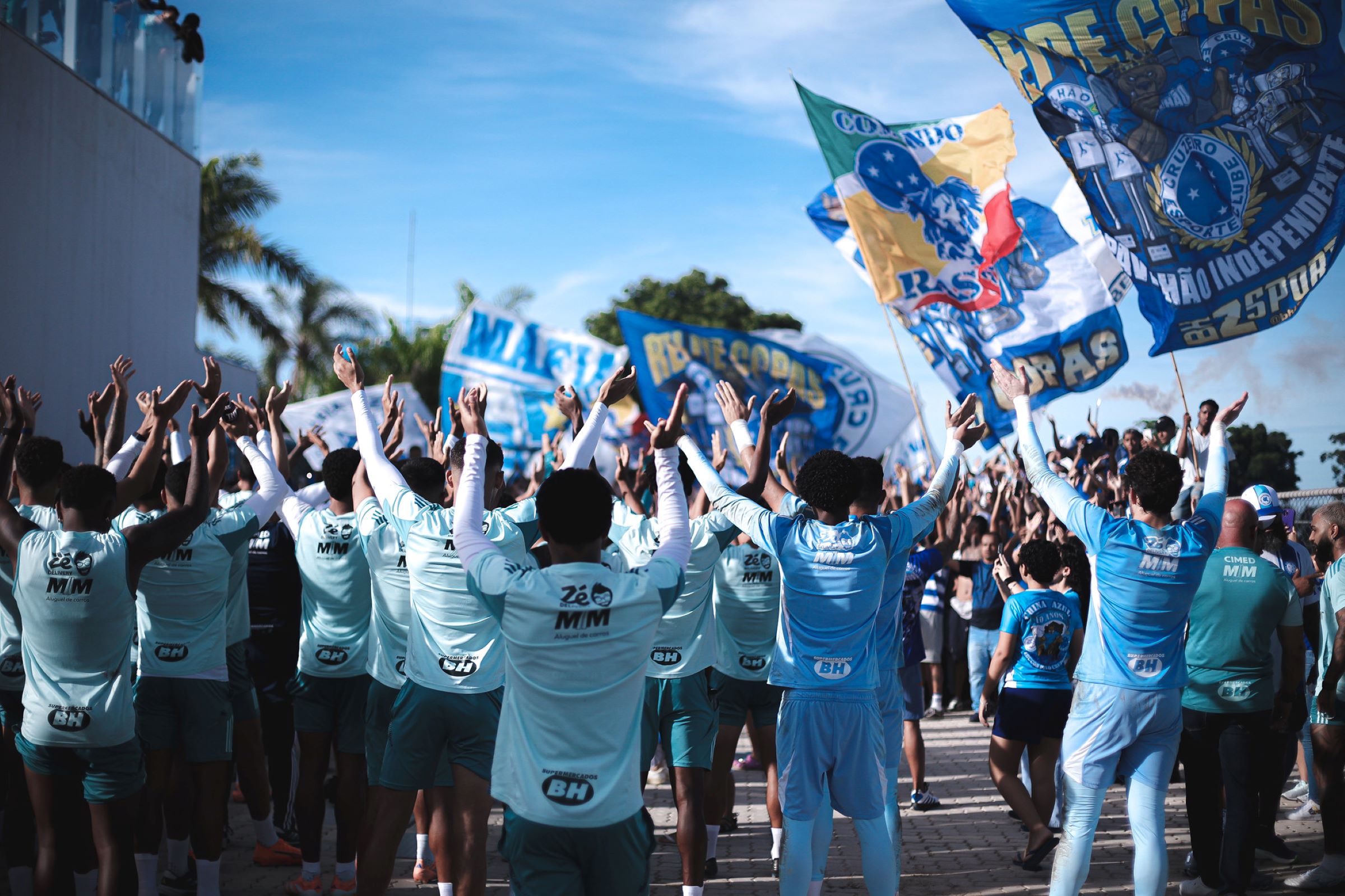 Cruzeiro relembra conquistas em comemoração aos 105 anos de fundação