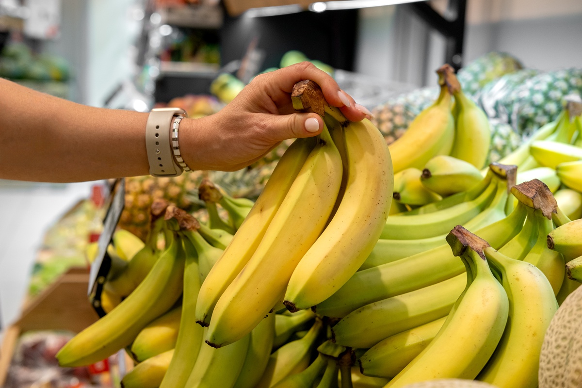 Banana emagrece? Veja os principais benefícios da fruta