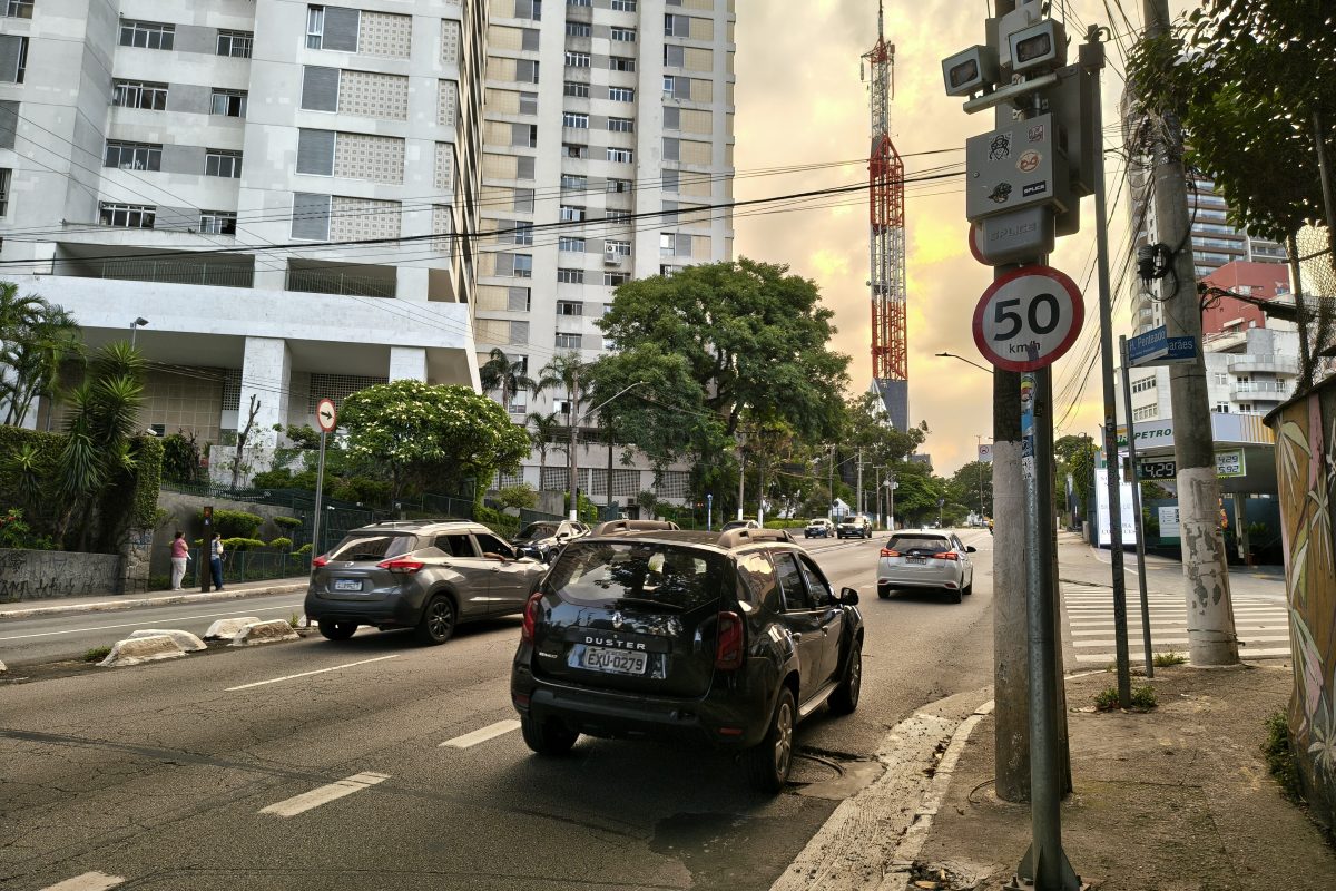 Pedido de escola motivou ajuste de radar que teve explosão de multas