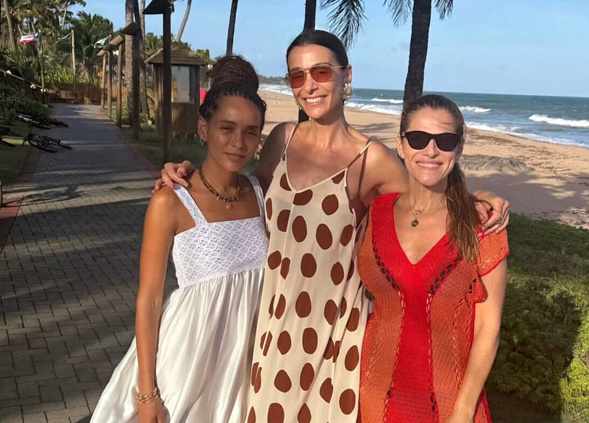 Onde fica Busca Vida, praia onde estão Taís Araújo e Ingrid Guimarães