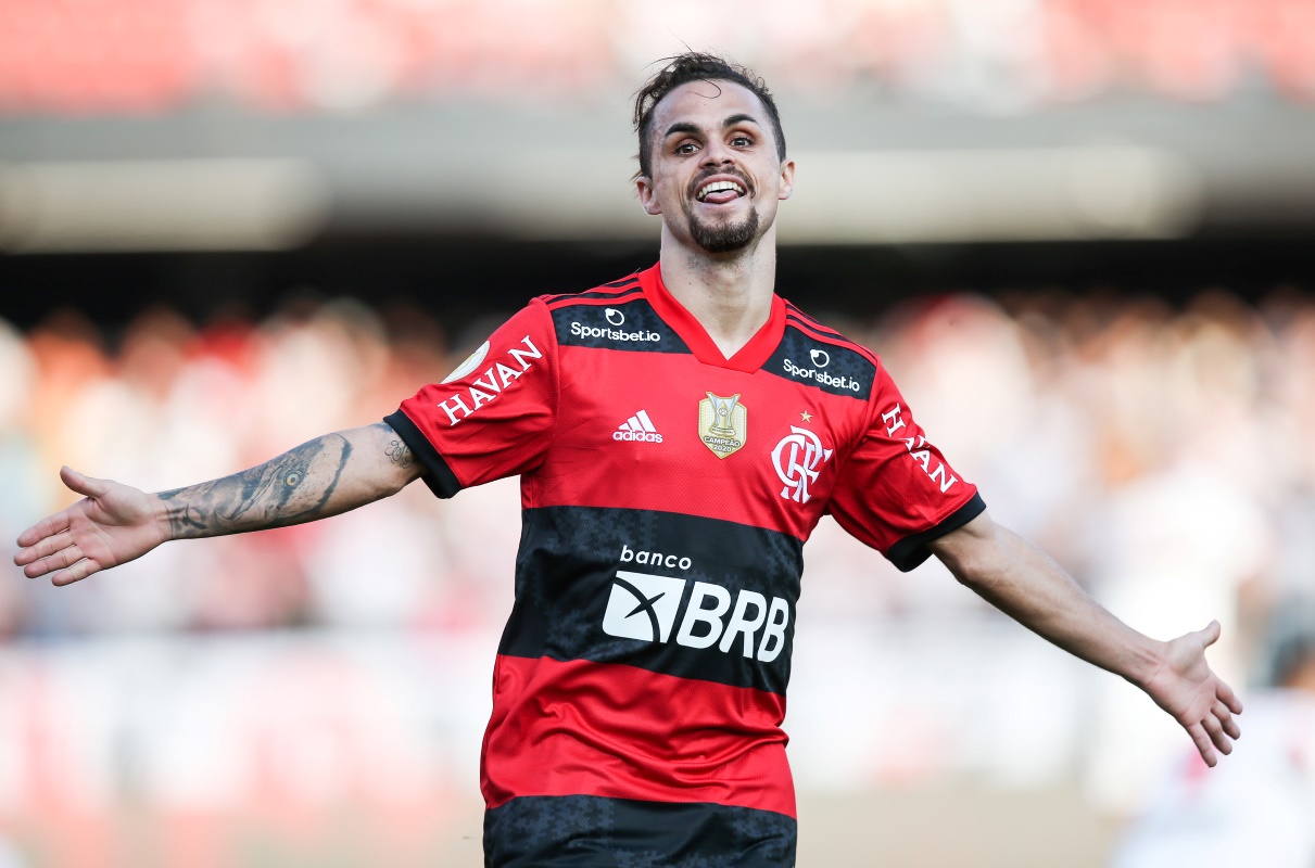Michael rescinde contrato com o Flamengo; confira