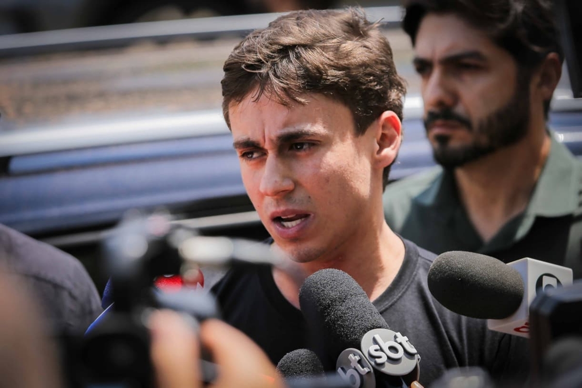 Nikolas paga R$ 65 mil a Salabert após ser condenado por transfobia