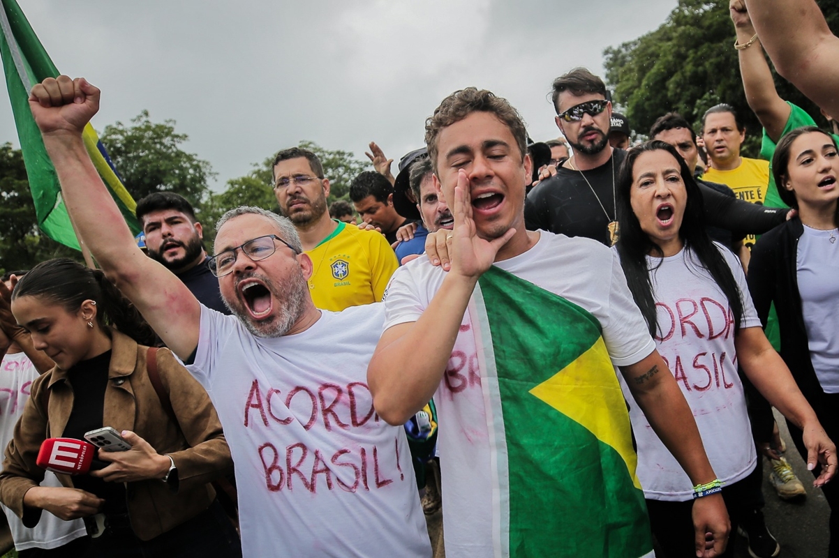 Indústria, comércio e agro de MG apoiam caminhada de Nikolas Ferreira