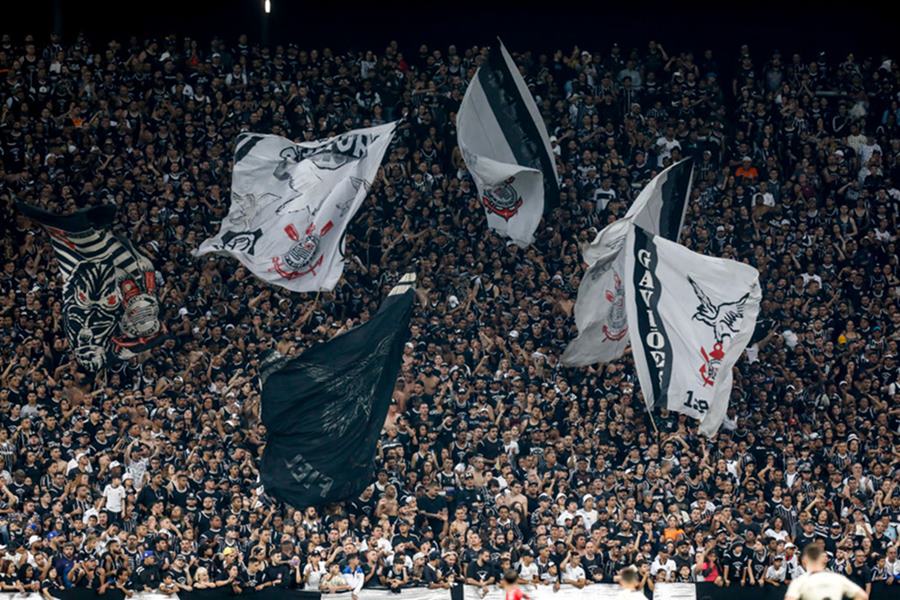 Corinthians se livra de multa de R$ 400 milhões da Receita Federal
