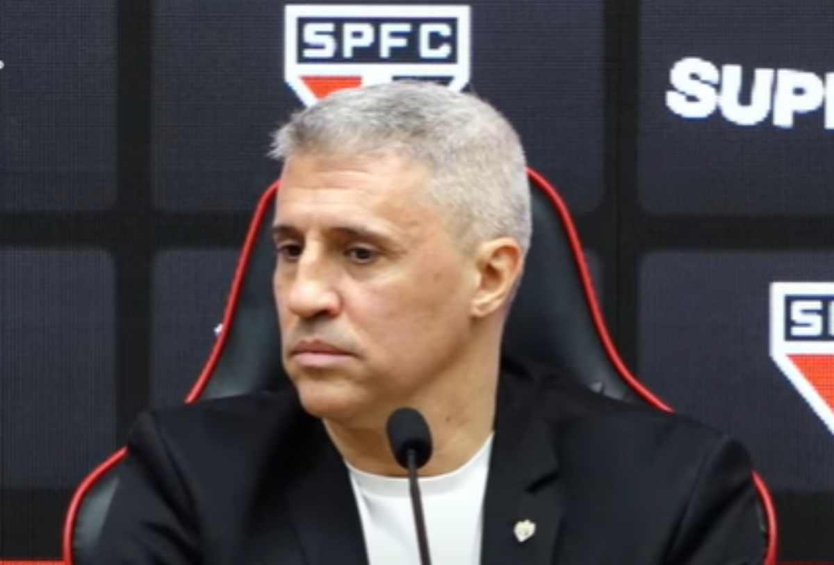 Hernán Crespo vira alvo da torcida do Corinthians após fala polêmica