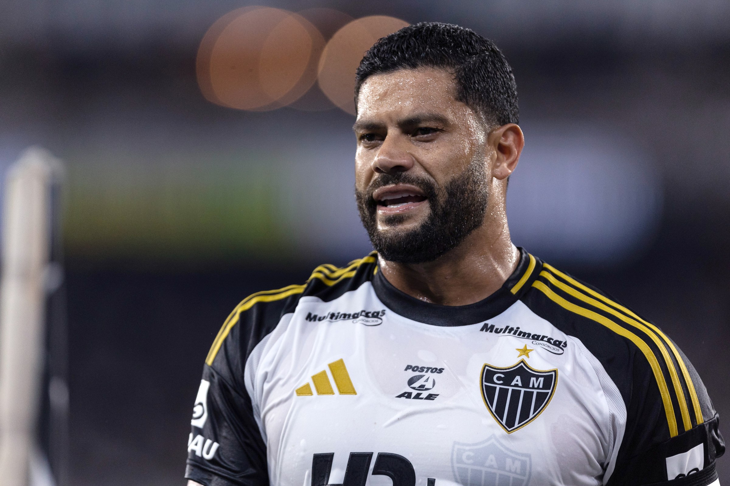 Sai ou fica? Fluminense bate o martelo sobre negociação com Hulk