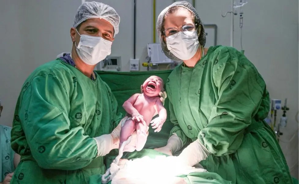 Pesando 3,09kg e com 48 centímetros, Rebeca é a primeira criança a nascer no Acre em 2026