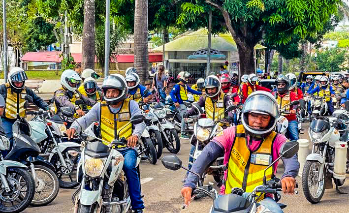 RBTrans divulga calendário de renovação de táxi, mototáxi, frete e motofrete