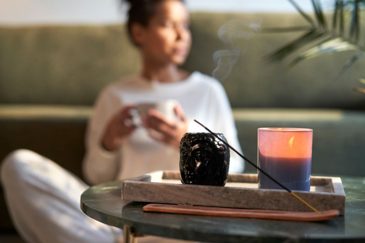 O incenso ideal para começar a semana com foco e boas notícias