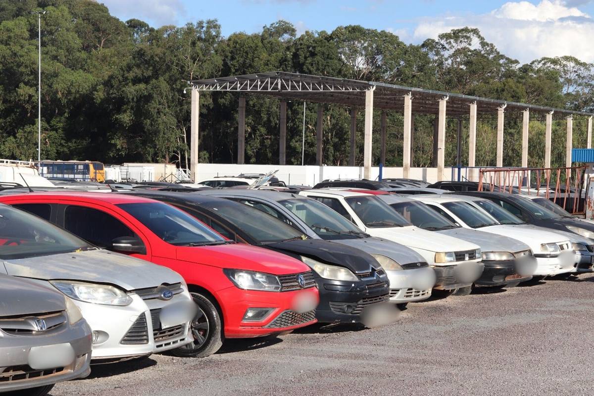 Leilão do Detran-DF tem atraso na entrega de parte dos veículos