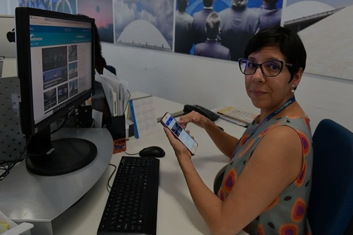 Morre aos 49 anos, Mayra Cunha, jornalista do Senado