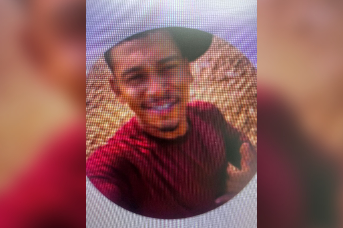 Quem é professor de futebol que pedia fotos íntimas a aluno de 13 anos. Veja vídeo