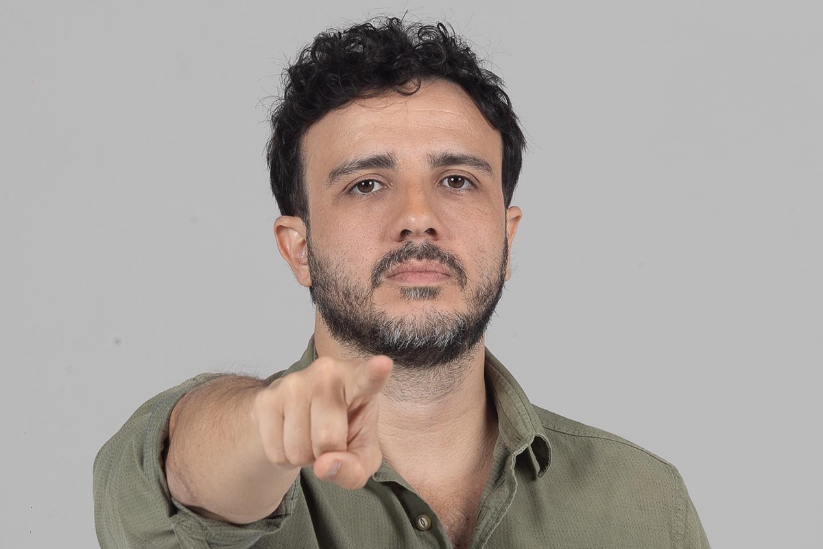 Renan Santos explica fala sobre Flávio Bolsonaro "ter que morrer"