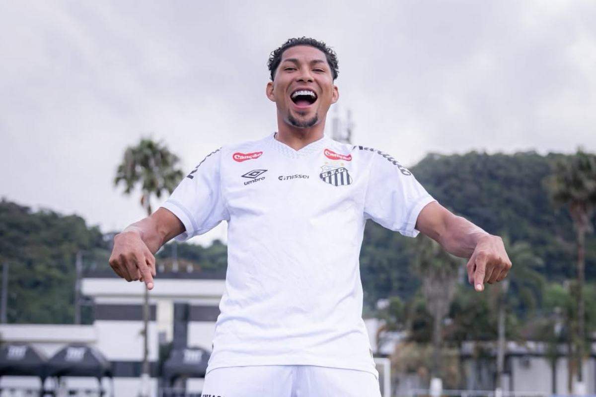 Santos anuncia a contratação do atacante Rony. Veja detalhes
