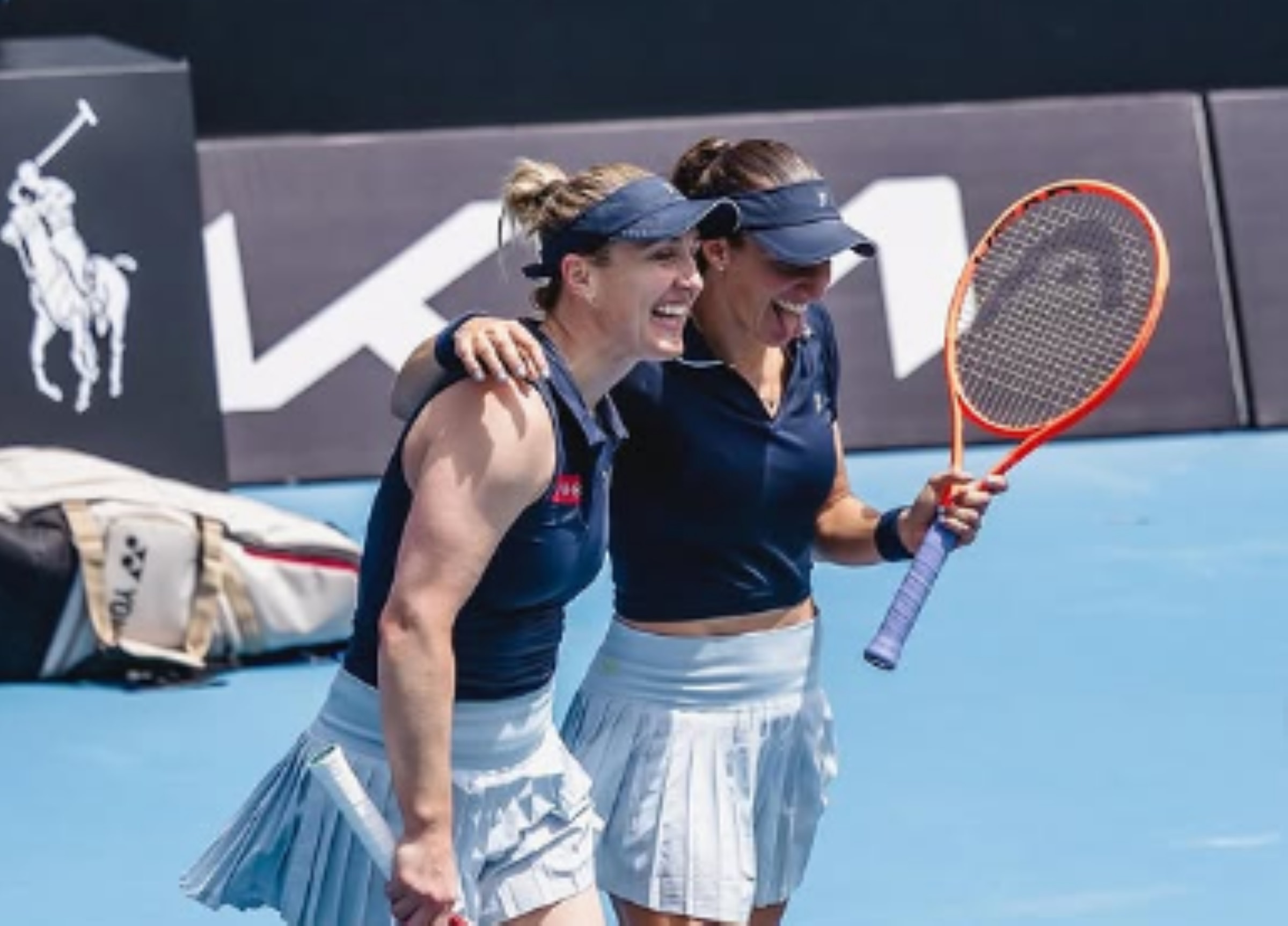 Australian Open: Stefani vai à semi de duplas femininas pela 1ª vez