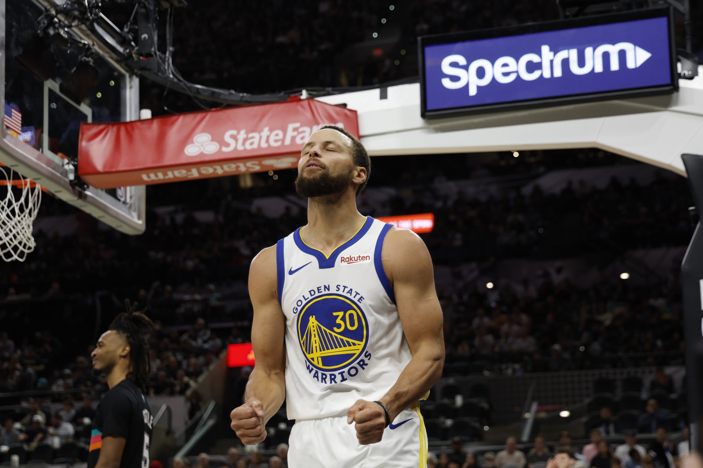 NBA: Warriors tem cesta incrível em vitória sobre Heat; veja placares