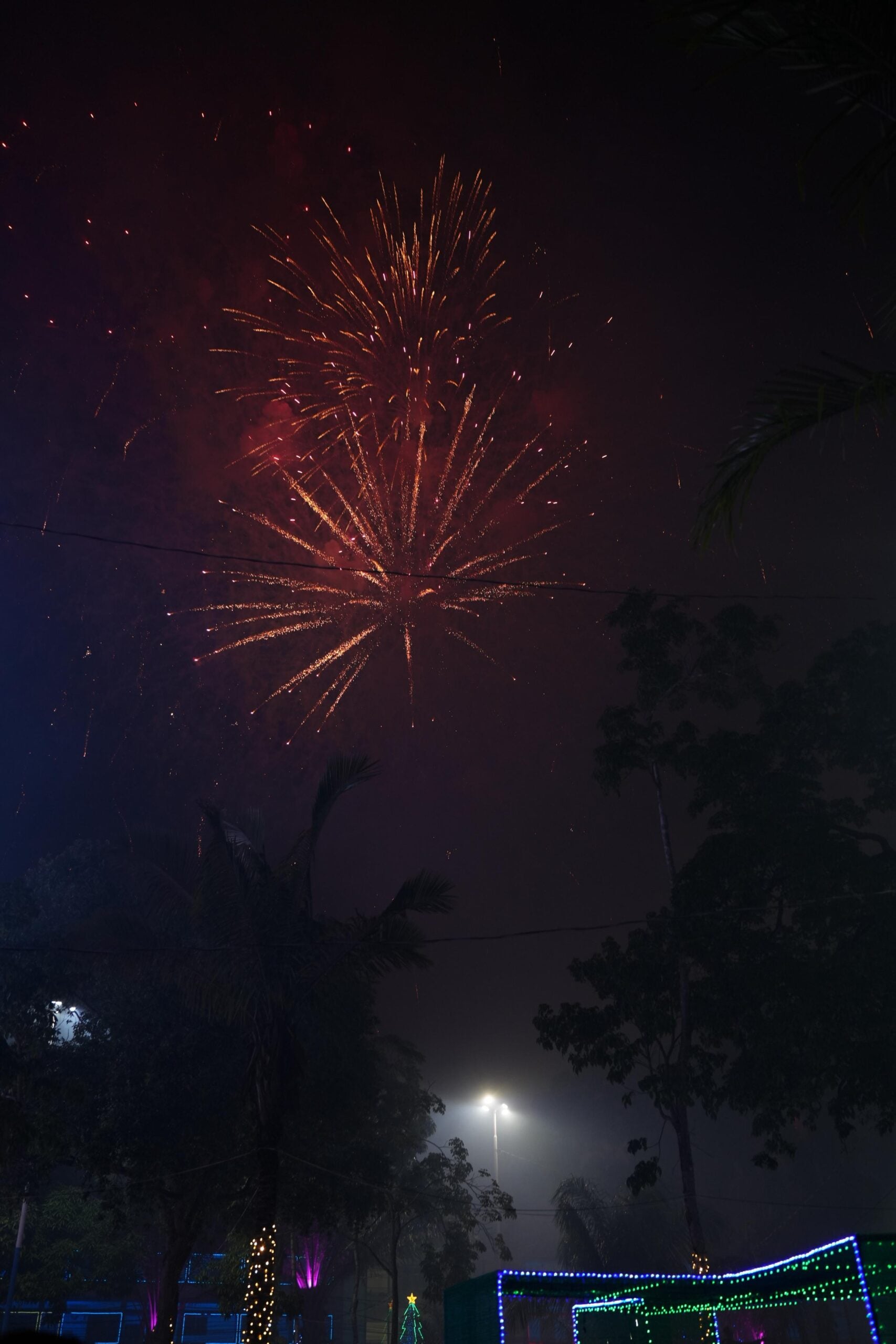 Galeria de fotos: virada do Ano na Praça da Revolução reúne milhares de pessoas em Rio Branco