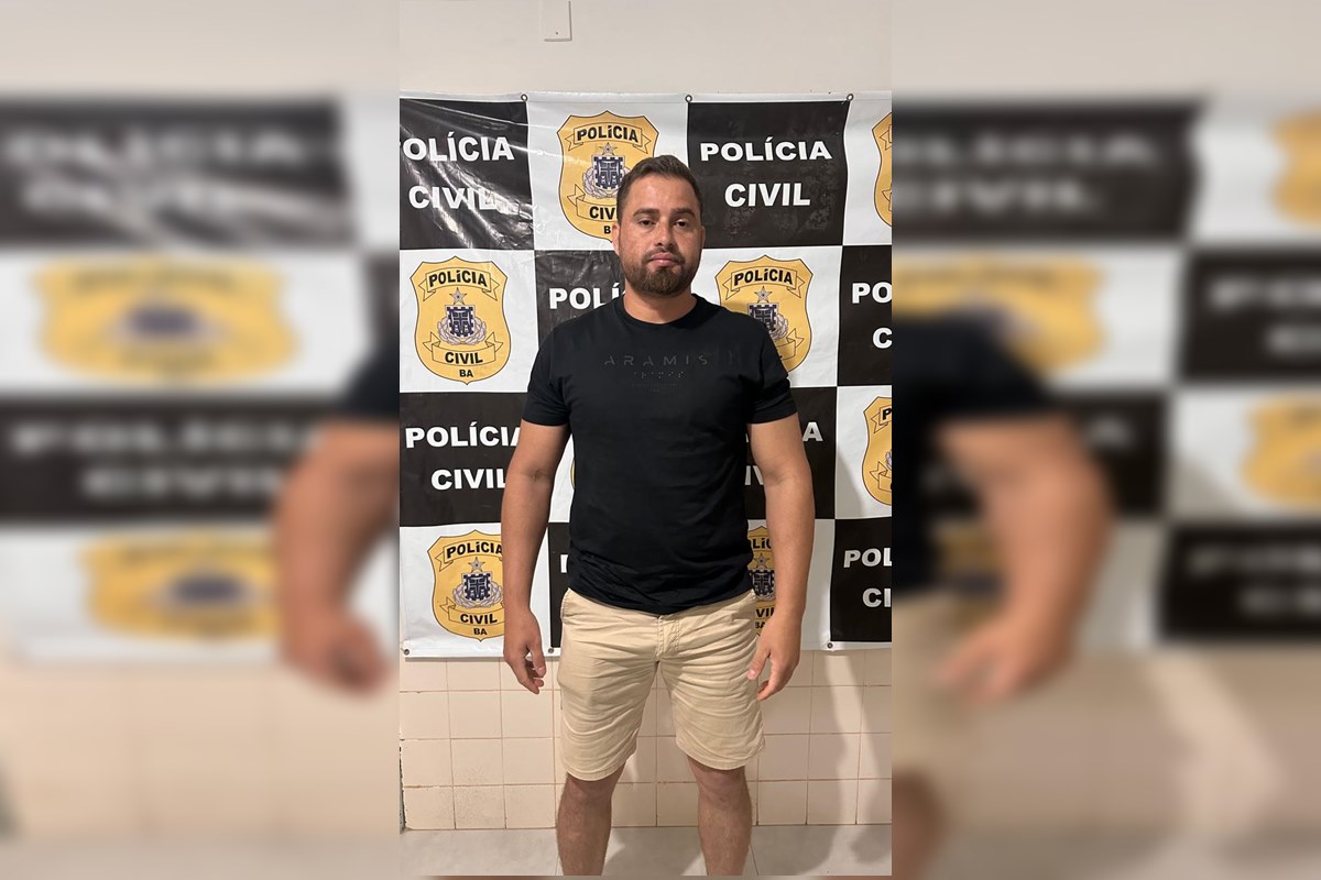 Homem é preso após criar grupos no WhatsApp para divulgar fotos da ex