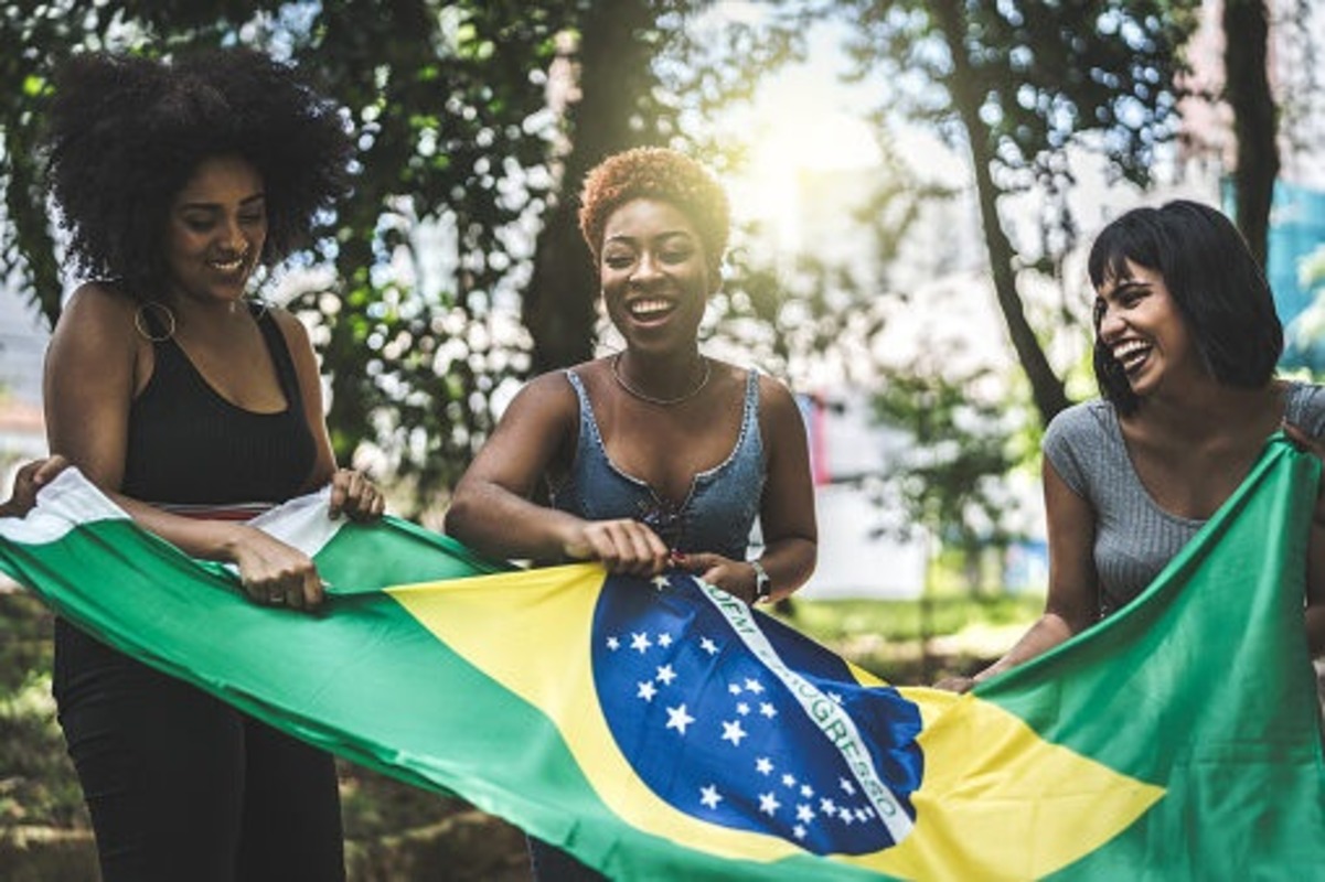 Escola do Legislativo do RJ debate participação feminina na política