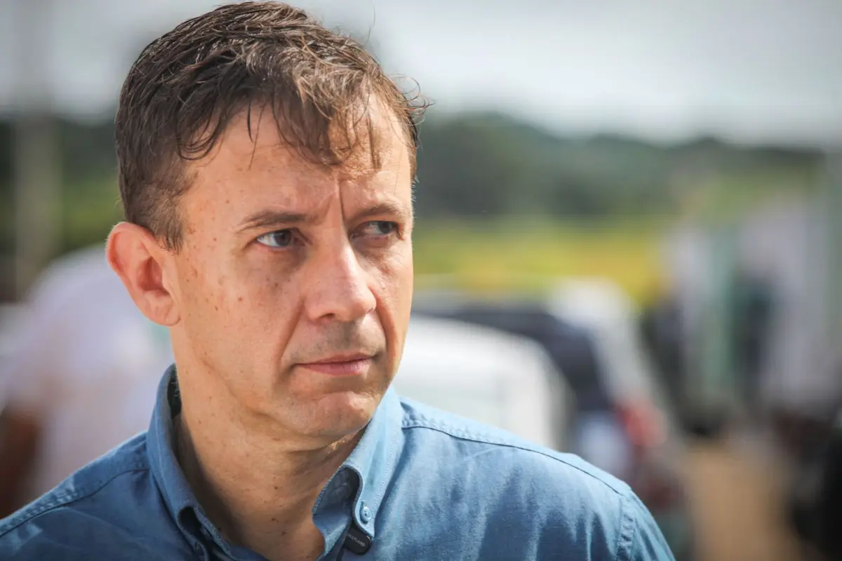 Velloso vai a Brasília para manter pré-candidatura ao Senado após avanço de Bittar na chapa governista