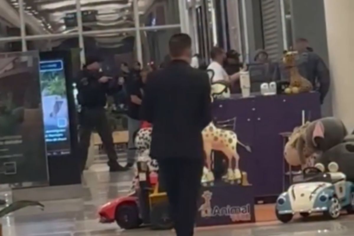 Mulher morta por ex em shopping tinha registrado 3 BOs contra agressor