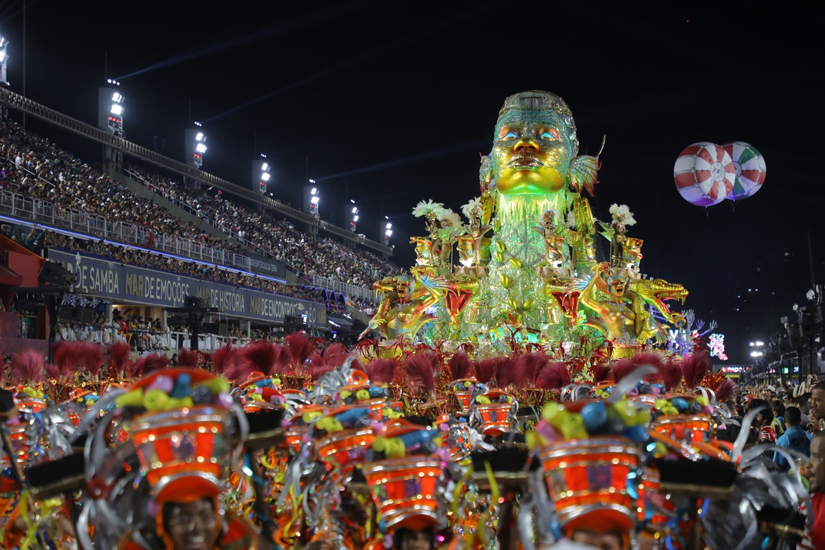 Quais escolas estão no Desfile das Campeãs do RJ? Veja horários