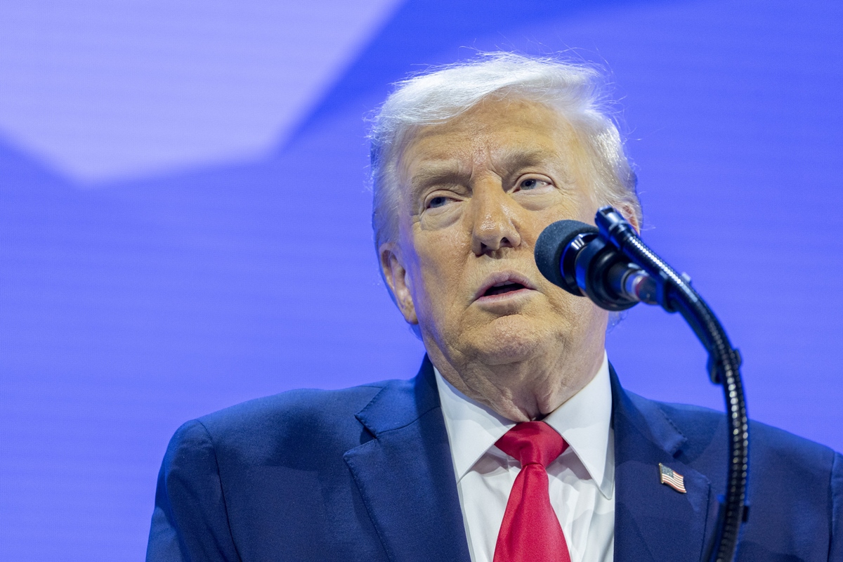 Trump comenta decisão que derrubou tarifaço dos EUA: "Vergonha"