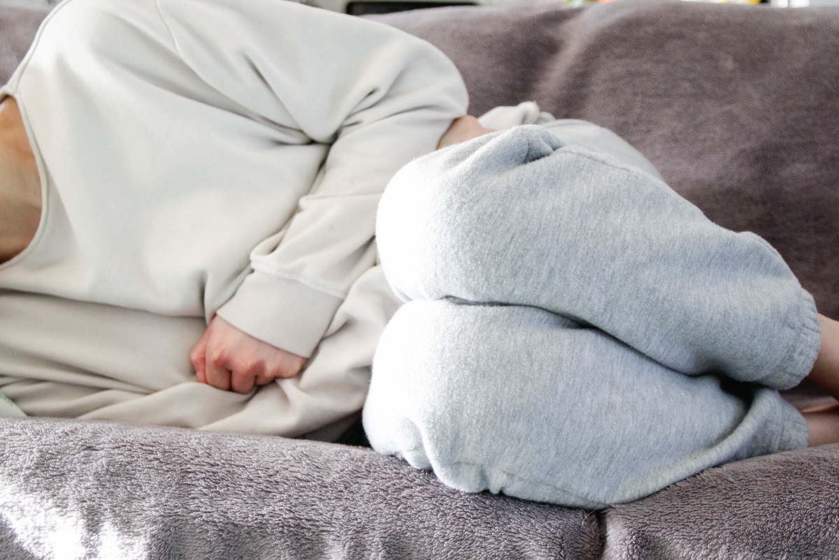 Ginecologista dá 5 dicas simples para aliviar a cólica menstrual