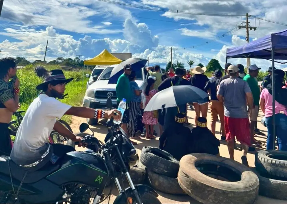 Em Feijó, manifestantes ameaçam fechar órgãos públicos e falam em “sequestrar” diretor de hospital para pressionar governo