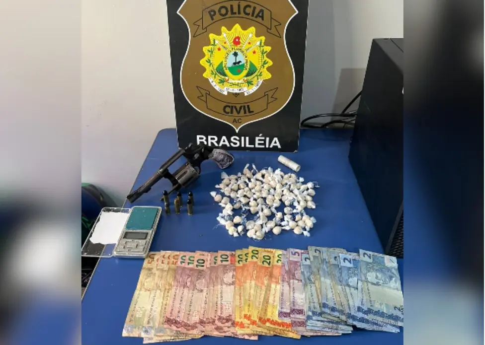 Suspeito de tortura é preso com drogas e arma durante ação da Polícia Civil em Brasiléia