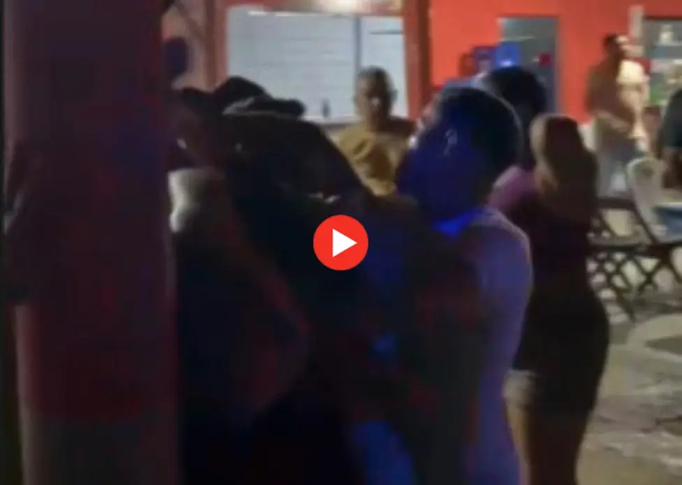 Vídeo mostra briga entre mulheres em clube de Sena Madureira