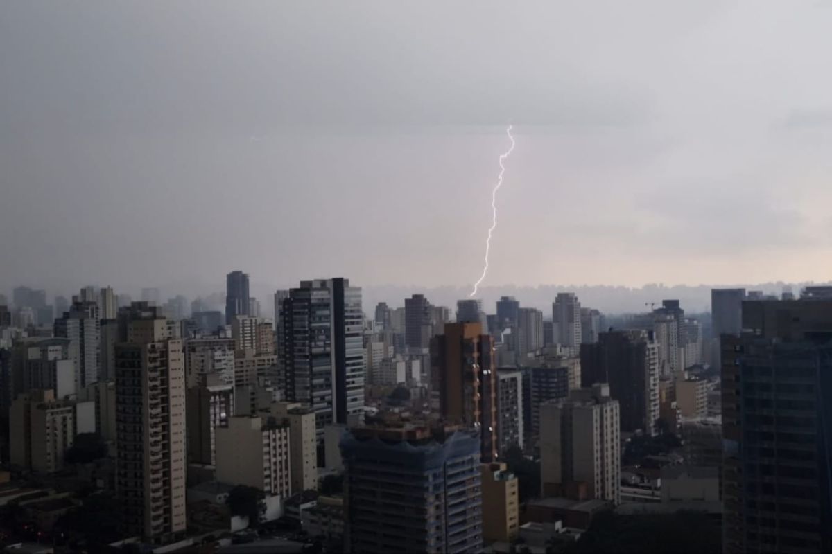 Chuva em São Paulo: toda a cidade entra em atenção para alagamentos