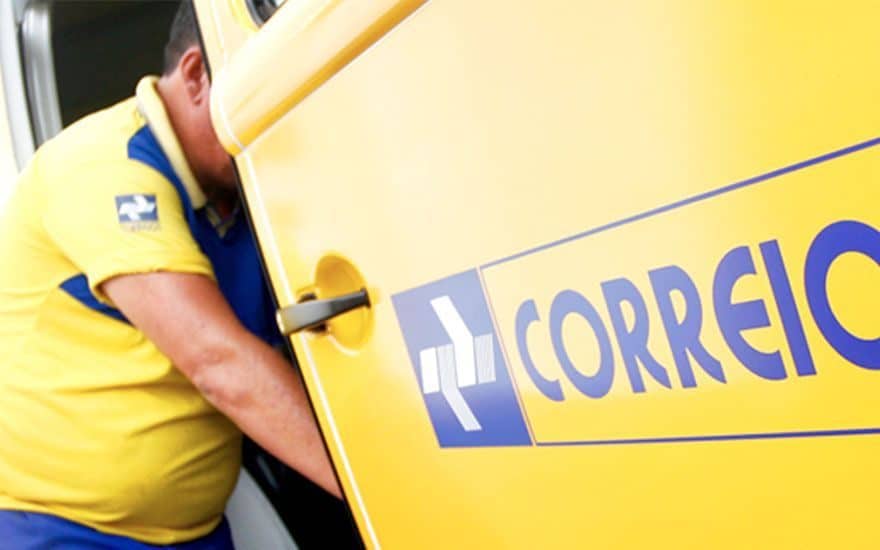 Acre fica abaixo da meta de 94,84% em entregas de encomendas dos Correios, aponta levantamento