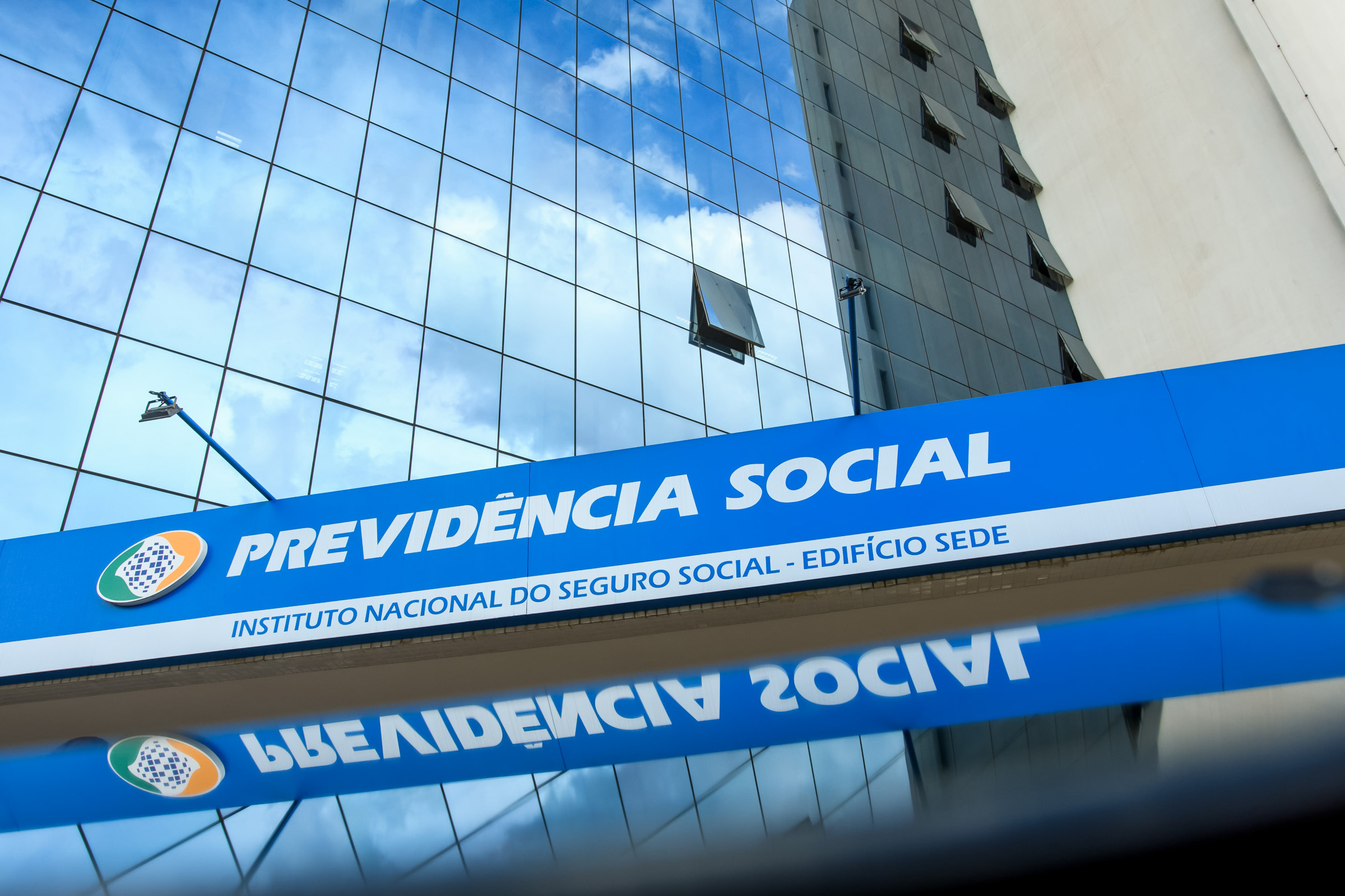 INSS começa a pagar nesta segunda benefícios referentes a fevereiro
