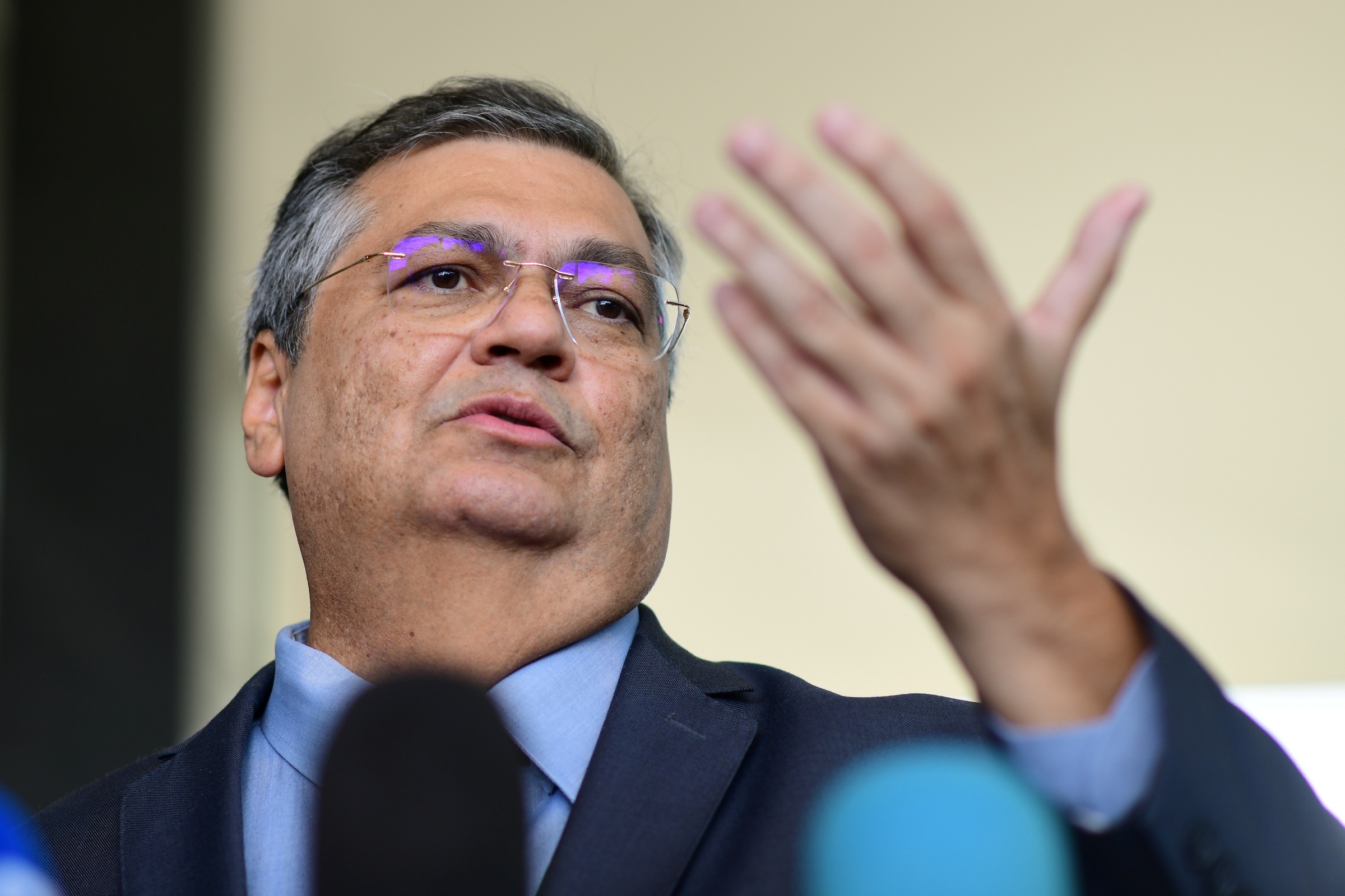 Dino completa 2 anos de STF e faz desabafo sobre agressões e mentiras