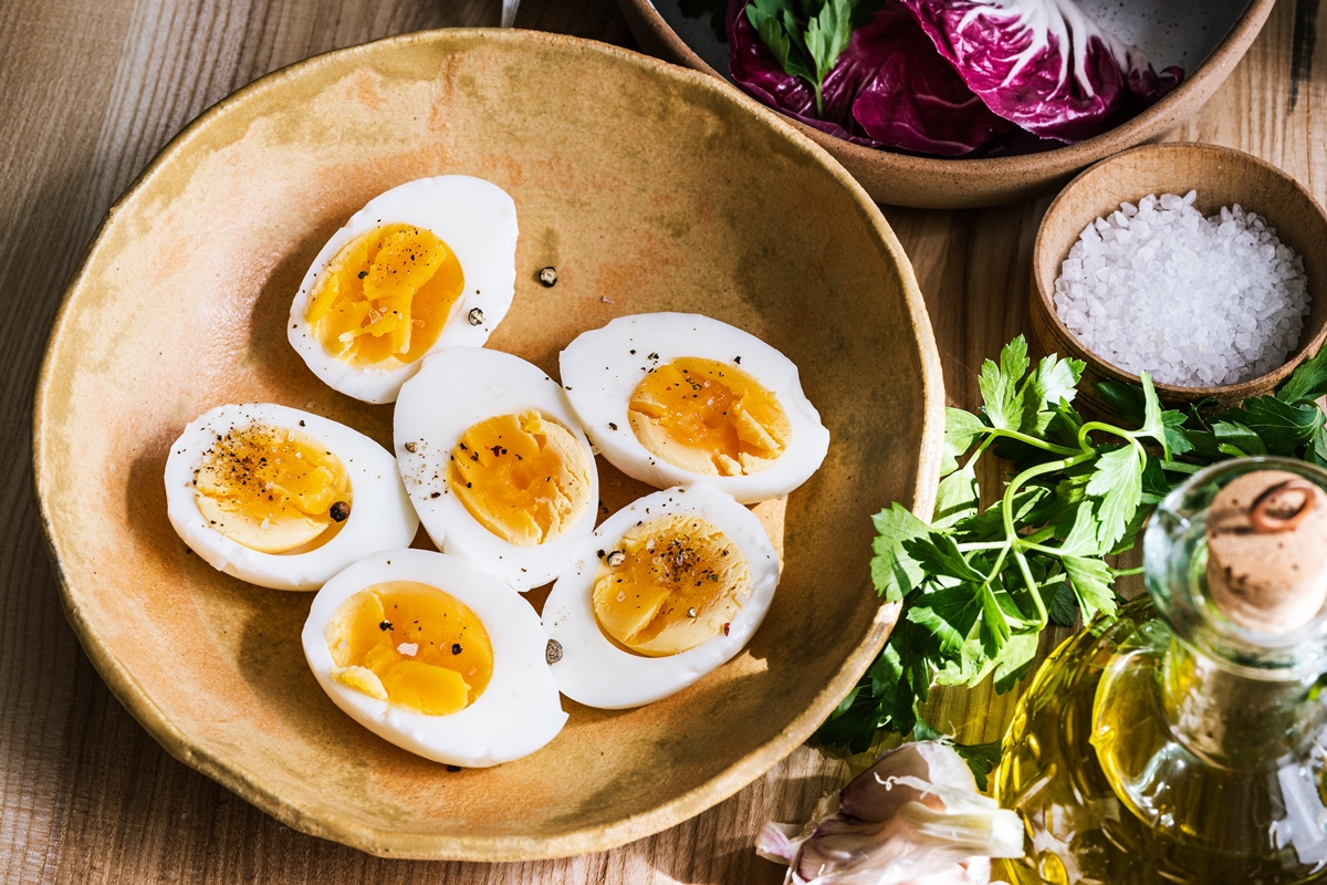 É saudável comer ovos todos os dias? Nutricionista responde