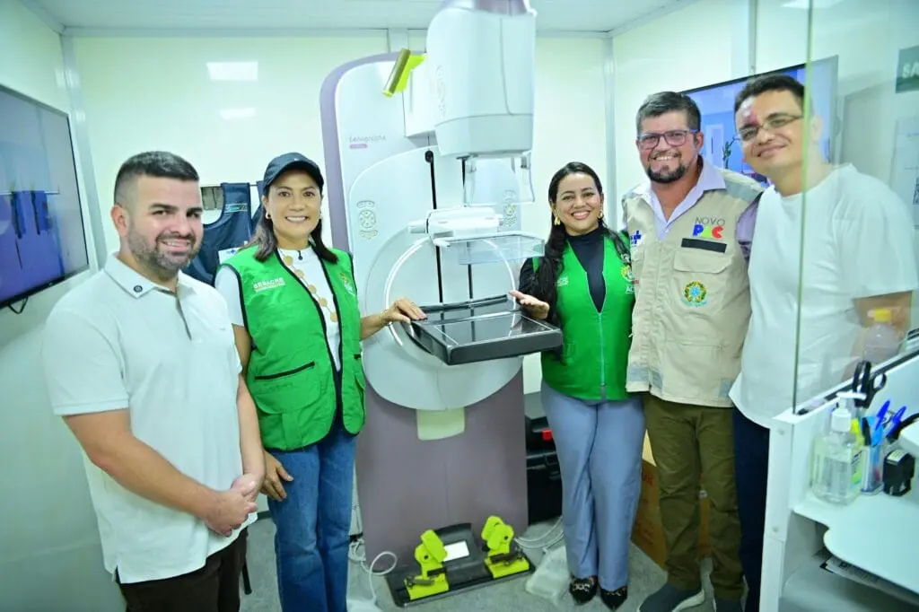 Mailza participa do lançamento do programa de saúde Agora Tem Especialista em Tarauacá