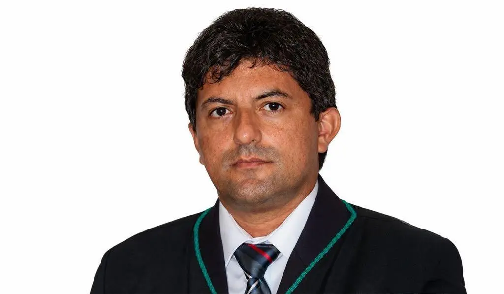 Juiz que agrediu ex-companheira é aposentado compulsoriamente pelo TRT-11