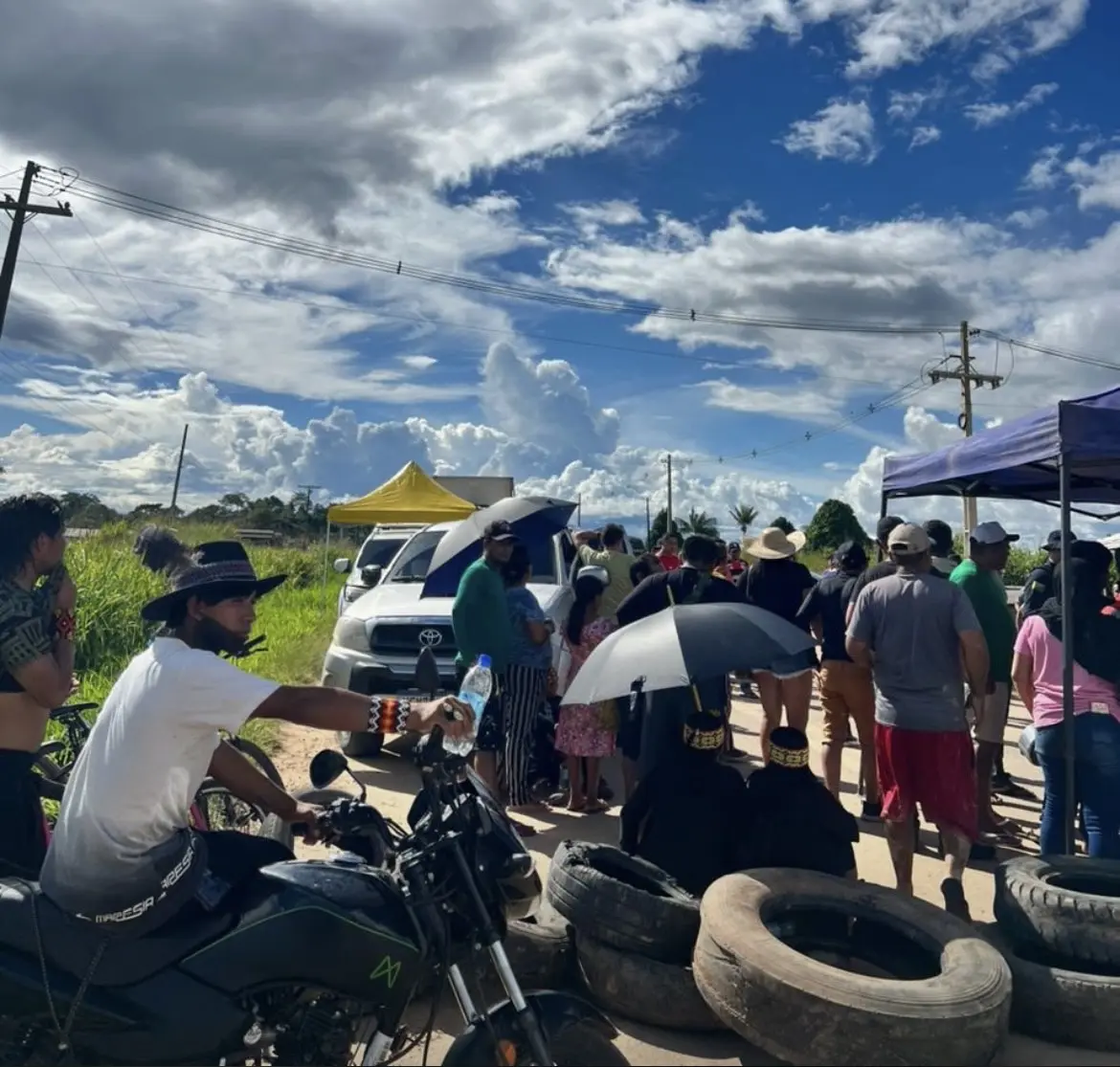 Trecho da BR-364 segue interditado no município de Feijó