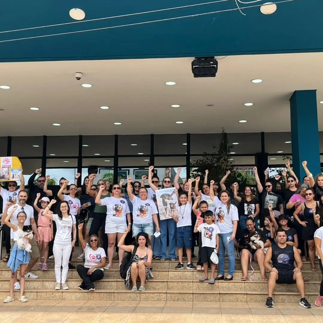 Rio Branco adere mobilização por justiça após morte do cão Orelha