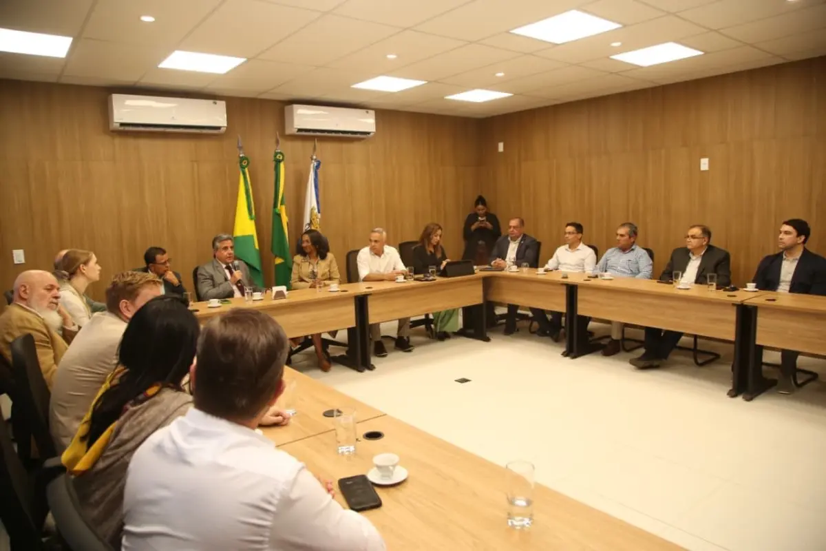 Governo do Acre discute parceria com comitiva russa para produção de biofertilizantes