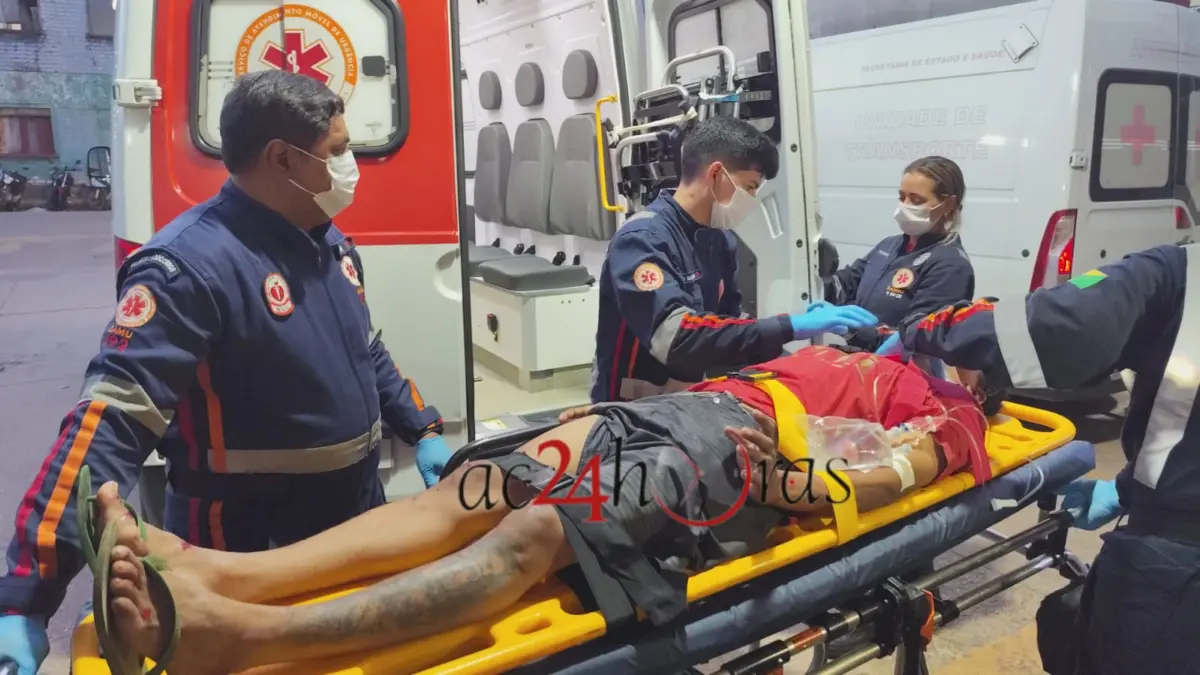 Colisão entre motocicletas deixa duas pessoas feridas na Rodovia AC-10, em Rio Branco