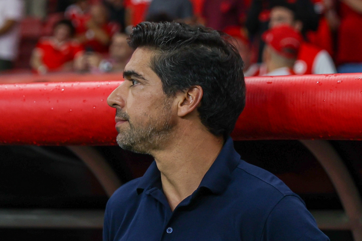 Abel Ferreira sobre caso de racismo contra Vini Jr: "Crise de valores"