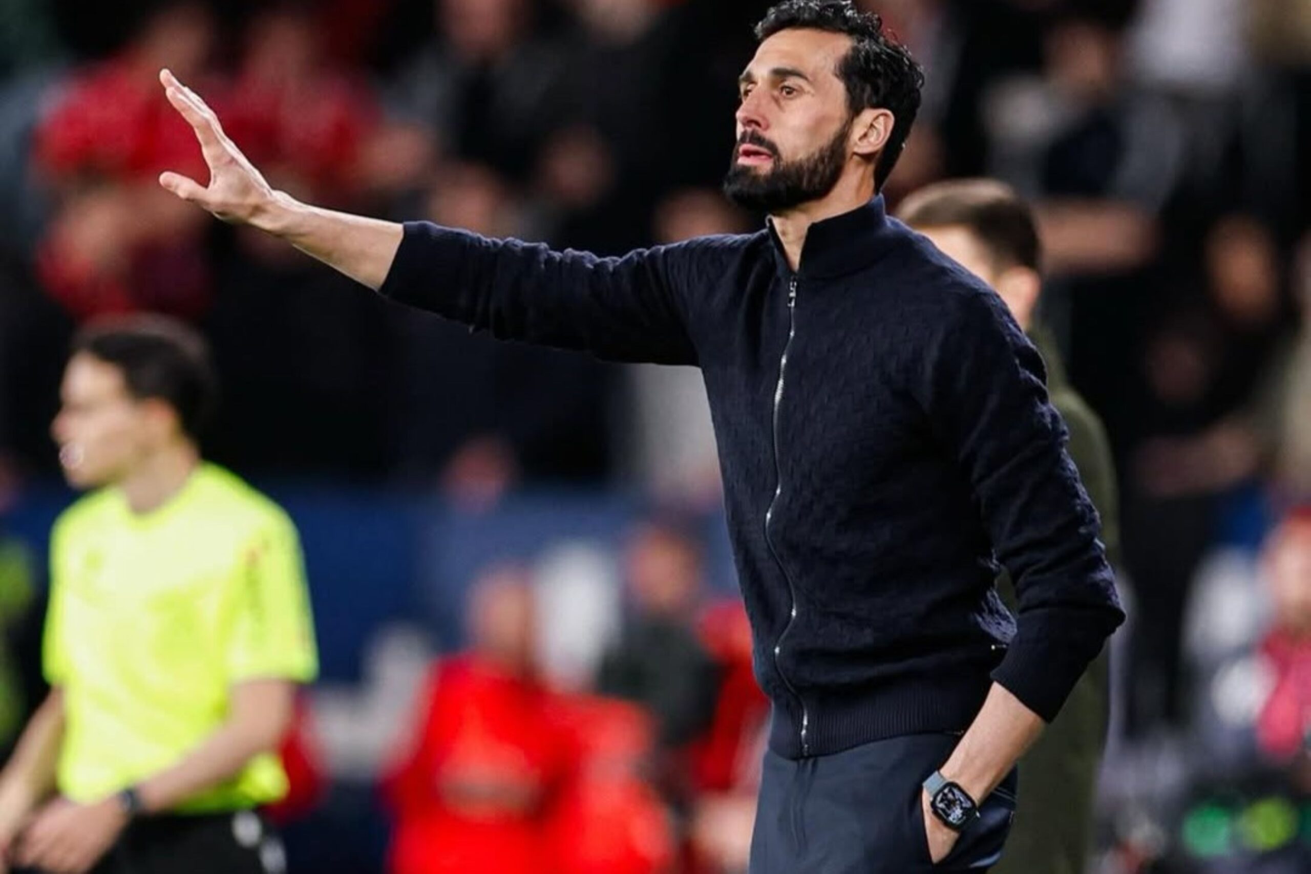 Técnico do Real Madrid reforça apoio a Vini e comenta decisão da Uefa
