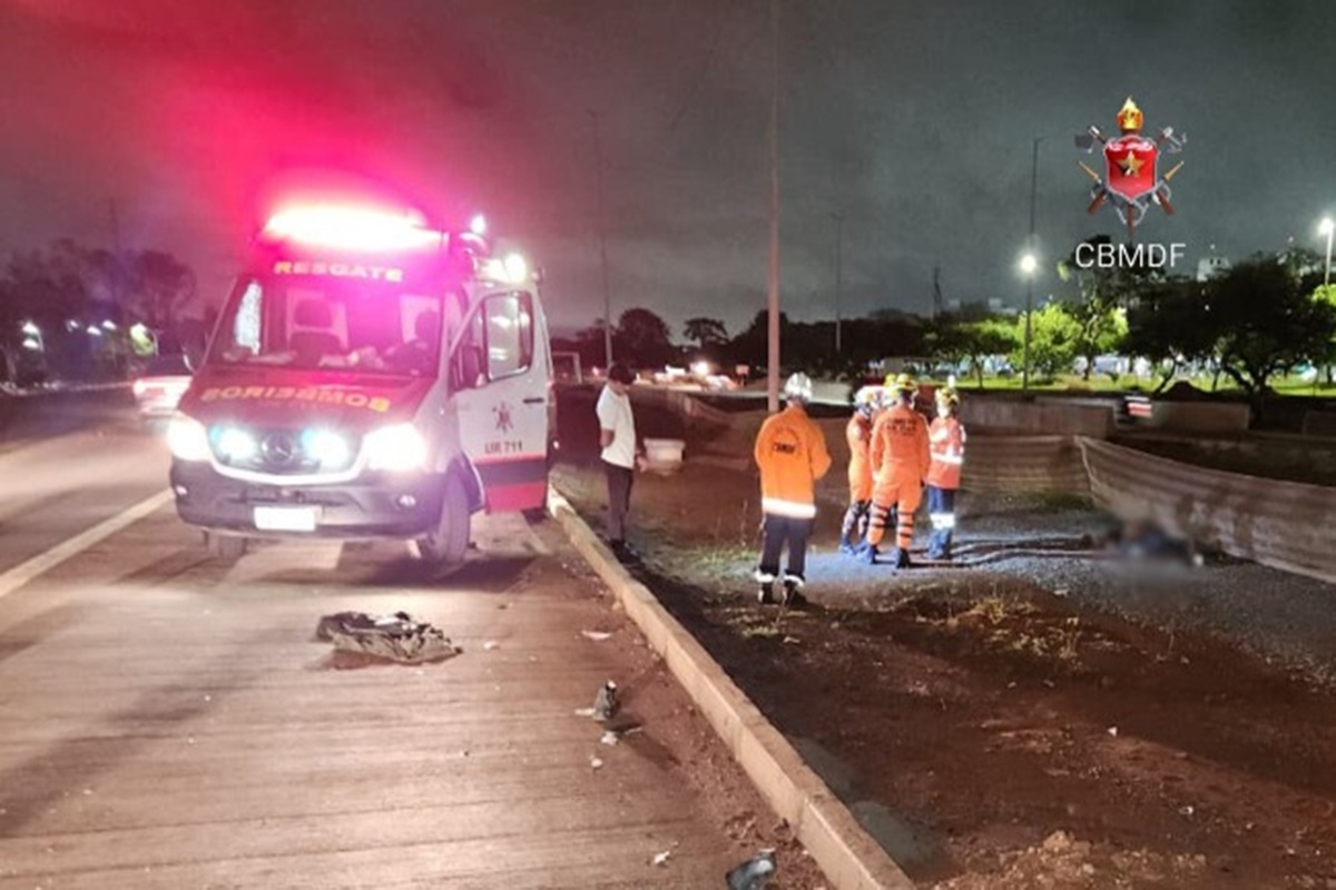 Homem morre atropelado ao ser atingido por carro esportivo na EPIG