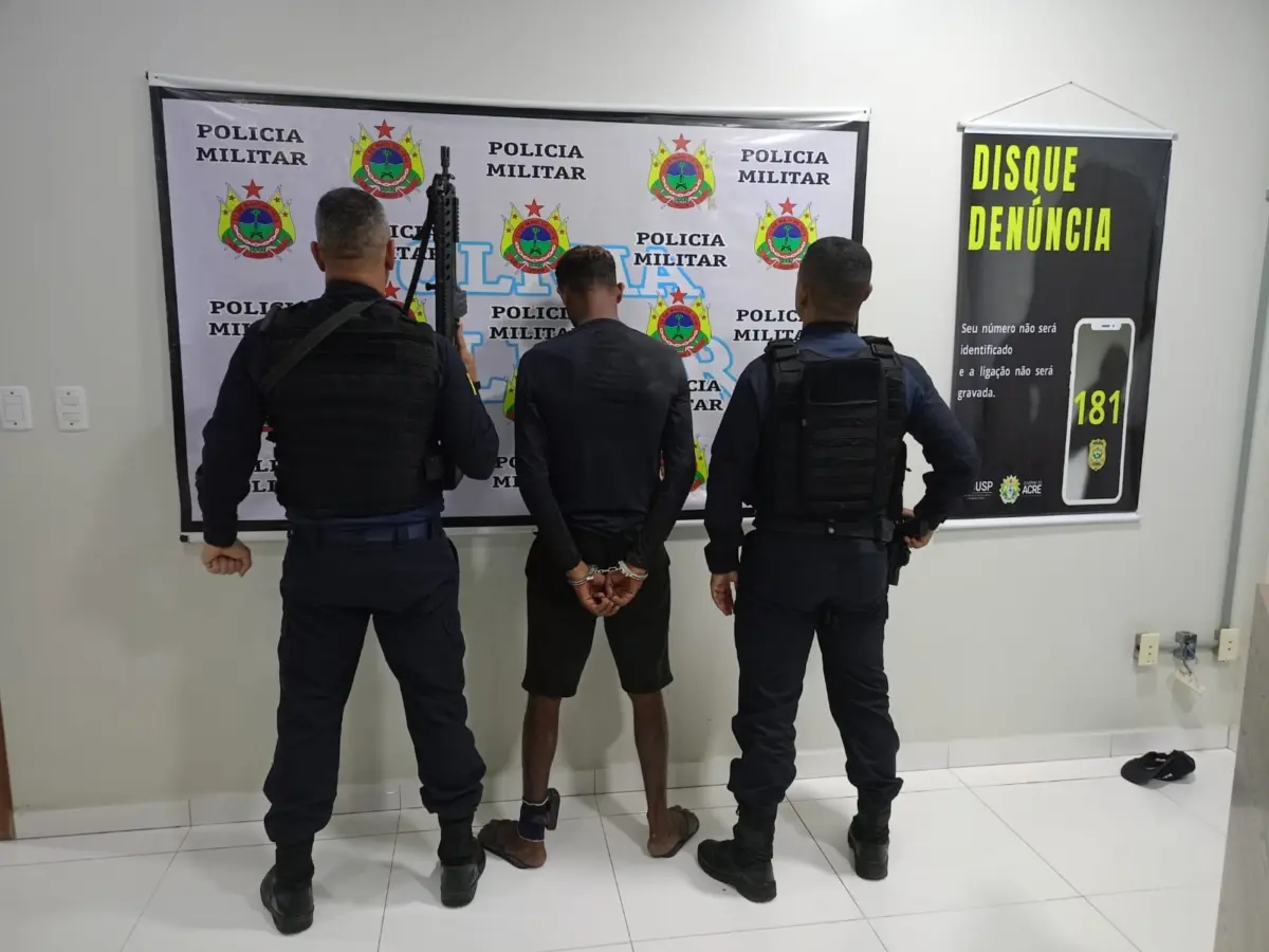 Homem com tornozeleira eletrônica desligada é preso em Porto Walter