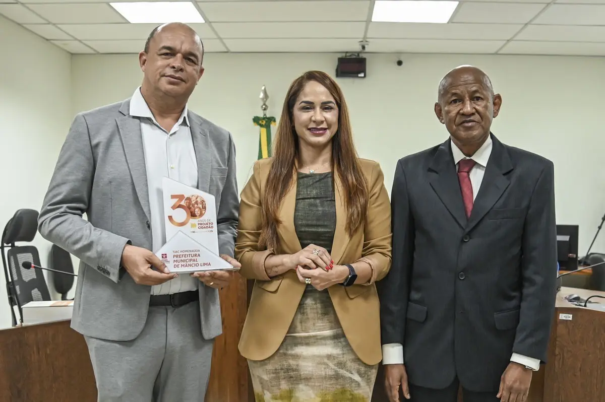 Prefeito de Mâncio Lima recebe homenagem do Tribunal de Justiça do Acre