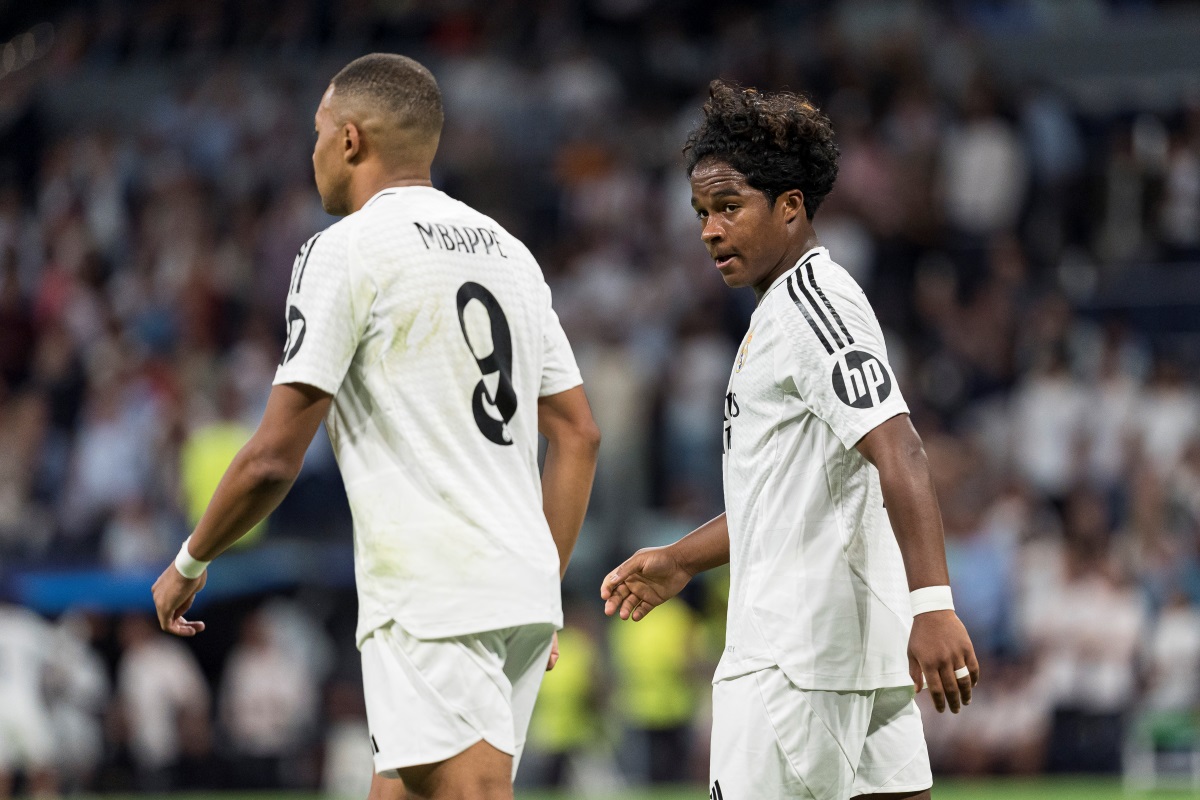 Endrick revela que recebeu dicas de Mbappé sobre o Campeonato Francês