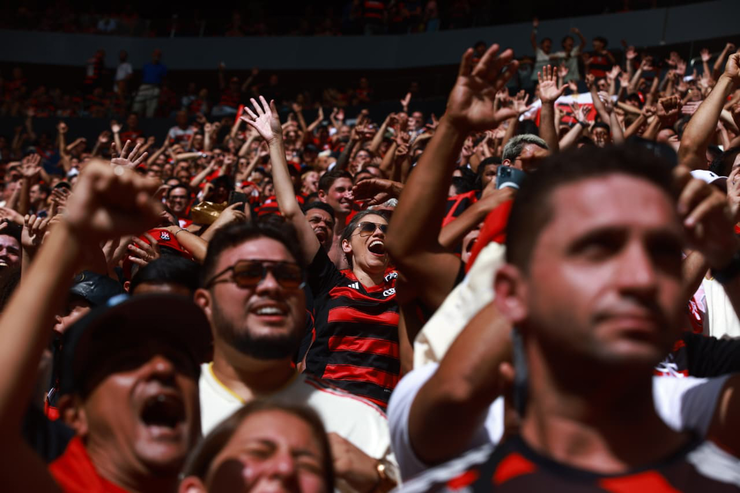 Confira o mosaico exibido pela torcida do Flamengo na Supercopa. Veja o vídeo